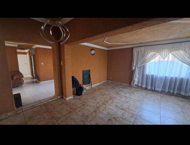 3 BEDROOM HOUSE FOR SALE IN MAMELODI EAST